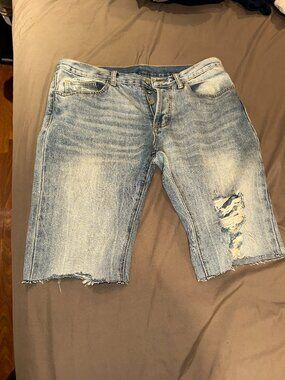 MNML Cut off Shorts | Size 34